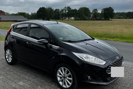 Ford Fiesta 60.000 km 7.900 &euro; Verl 33415
