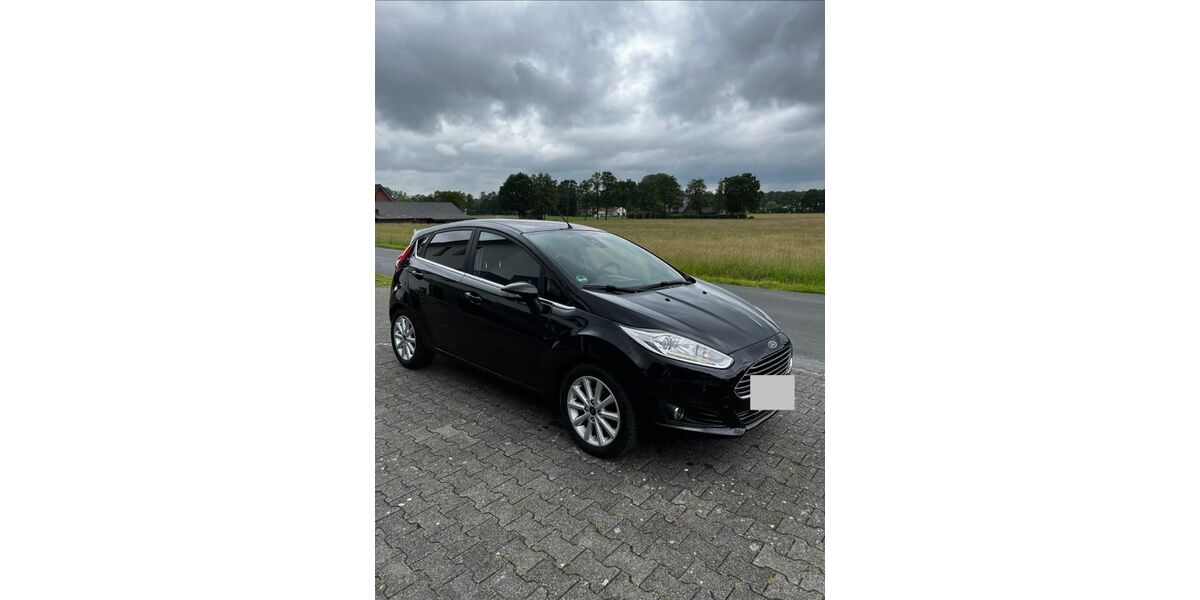 Ford Fiesta 60.000 km 7.900 &euro; Verl 33415