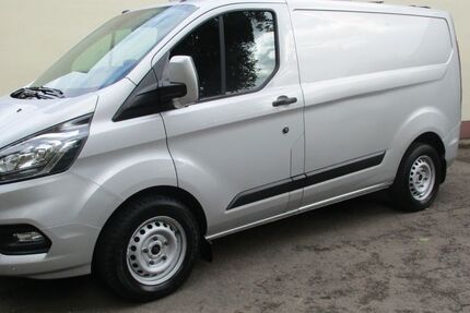 Ford Transit Custom 57.200 km 16.850 € Vlotho 32602