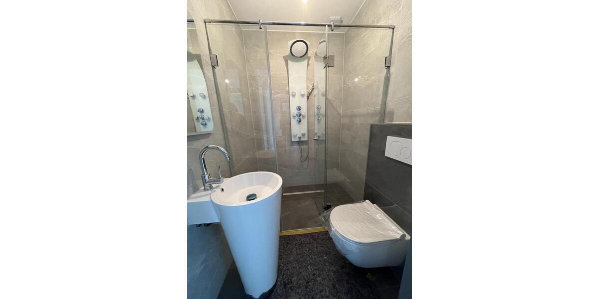 Stilvolle, moderne Penthouse Wohnung mit DachterrassePanoramablick in Melle zu vermieten! 4 zimmer