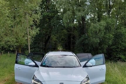 Ford Focus 141.000 km 14.450 &euro; Marienfeld 33428