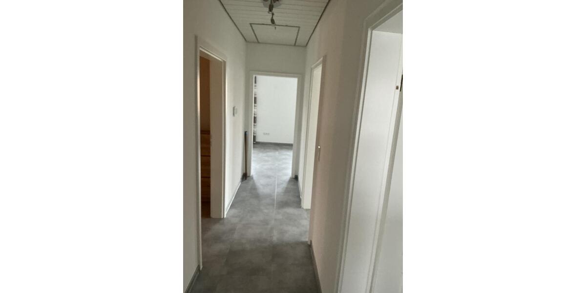 Dachgeschoßwohnung Kirchlengern - 2 Zimmer, 80 m&sup2;, 850&euro; | Angebot:25389692