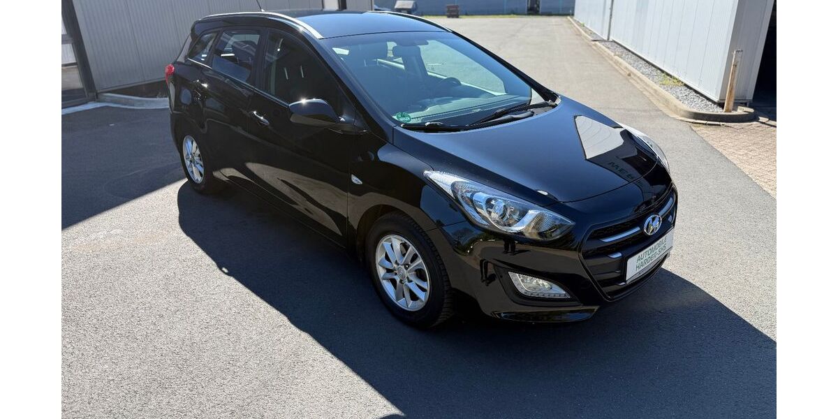 Hyundai i30 149.556 km 7.500 &euro; Schloß Holte-Stukenbrock 33758