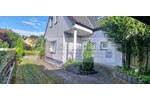 2-Familienhaus in Isselhorst: EG barrierefrei, 170 m², 2 Carports, toller Garten, 2 Eingänge - provisionsfrei für Käufer - Einfamilienhaus Gütersloh Isselhorst | Angebot:21839386