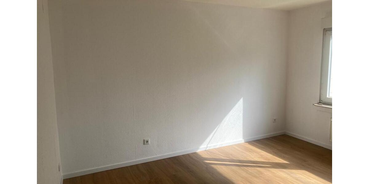 Mehrfamilienhaus, Wohnhaus Lemgo - 7.5 Zimmer, 152 m&sup2;, 309.000&euro; | Angebot:26425389
