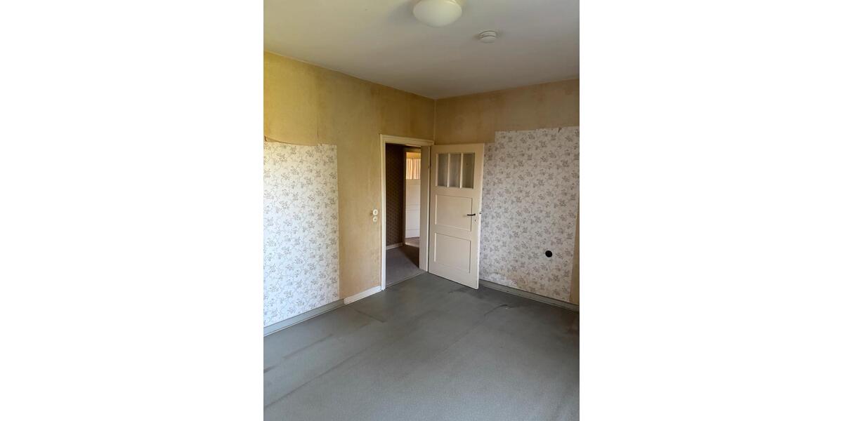 Mehrfamilienhaus, Wohnhaus Herford Falkendiek - 8 Zimmer, 170 m&sup2;, 210.000&euro; | Angebot:25452132