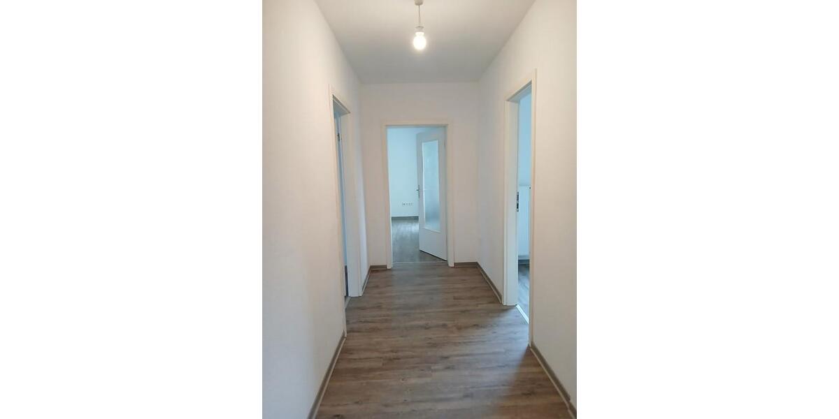 Modernisierte 3-Zimmer-Erdgeschosswohnung mit Balkon! 3 zimmer