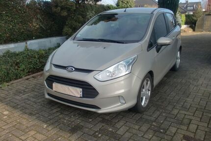 Ford B-Max 96.000 km 6.950 &euro; Melle 49328