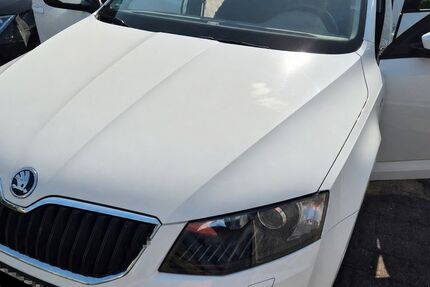 Skoda Octavia 151.000 km 10.600 &euro; Löhne 32584