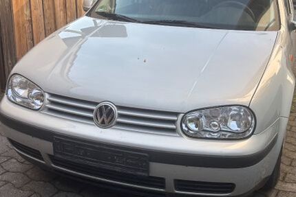 VW Golf 160.000 km 799 &euro; Werther 33824