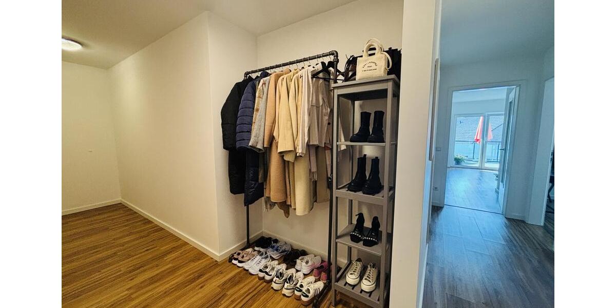 Dachgeschoßwohnung Steinhagen - 2 Zimmer, 80 m&sup2;, 920&euro; | Angebot:25491123