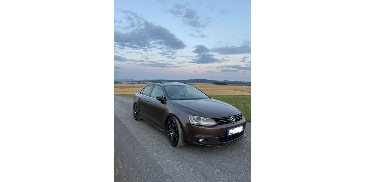 VW Jetta 205.400 km 6.400 &euro; Lemgo 32657