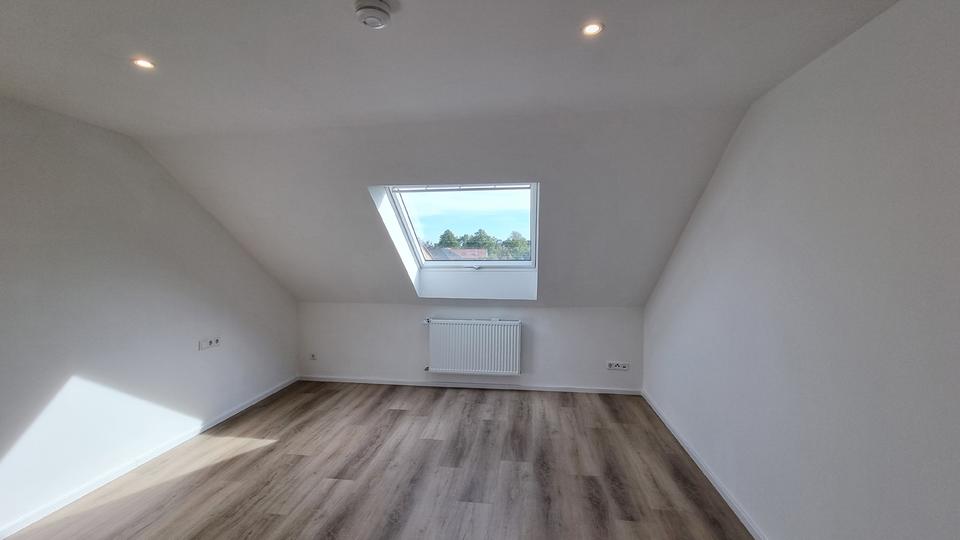 Dachgeschoßwohnung Rietberg - 3 Zimmer, 80 m&sup2;, 975&euro; | Angebot:25438642