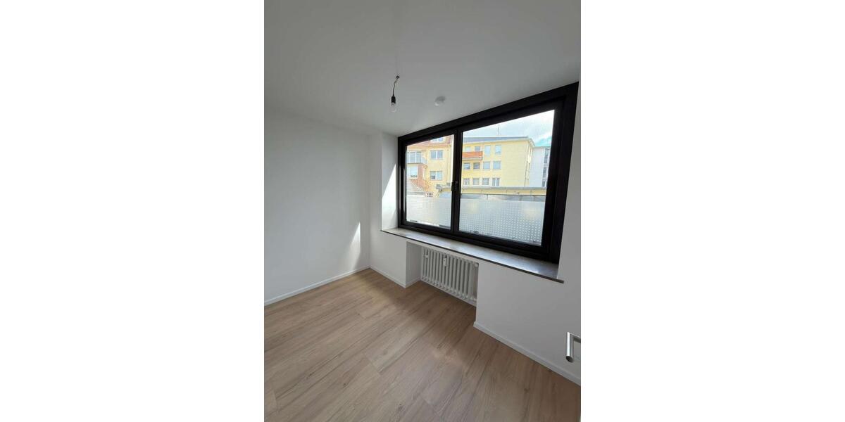 Etagenwohnung Bielefeld - 5 Zimmer, 122 m&sup2;, 1.520&euro; | Angebot:26099695