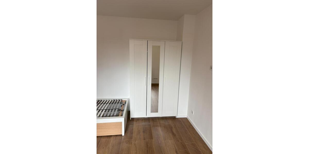 Etagenwohnung Bielefeld Gadderbaum - 1 Zimmer, 28 m&sup2;, 400&euro; | Angebot:26110157