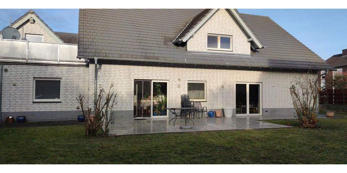 Einfamilienhaus Rheda-Wiedenbrück Wiedenbrück - 9 Zimmer, 277 m&sup2;, 690.000&euro; | Angebot:25728294