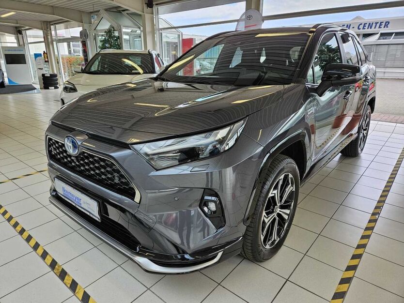 Toyota RAV 4 17.550 km 48.490 € Paderborn 33104