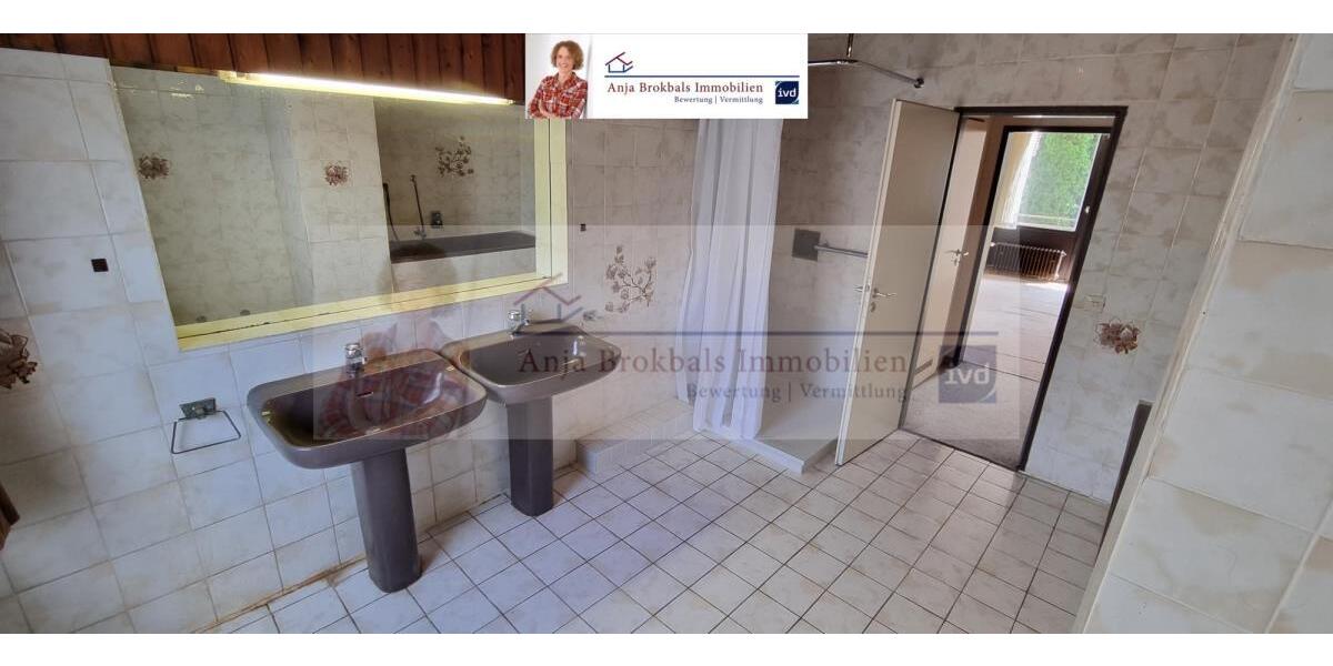 Reihenhaus mit Garage - ideal für kleine Handwerkerfamilie - provisionsfrei für Käufer - Reihenmittelhaus Bielefeld Jöllenbeck | Angebot:17768761