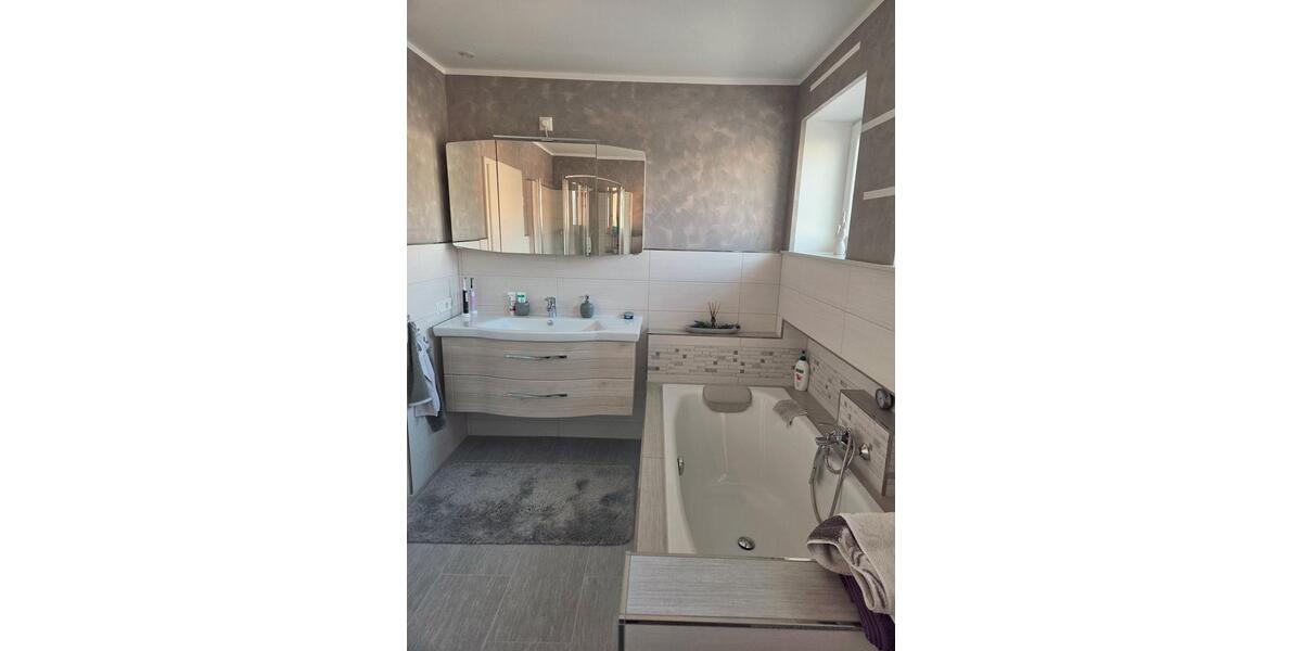 Doppelhaushälfte Bielefeld Sennestadt - 4 Zimmer, 108 m&sup2;, 480.000&euro; | Angebot:25080568