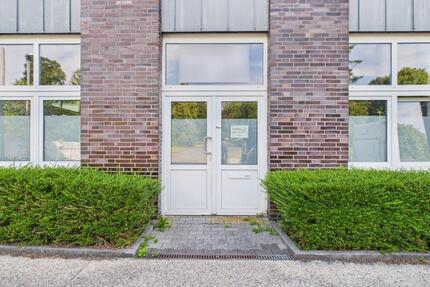 Repräsentative Gewerbeeinheit: Hallen- & Bürofläche in Oerlinghausen zimmer