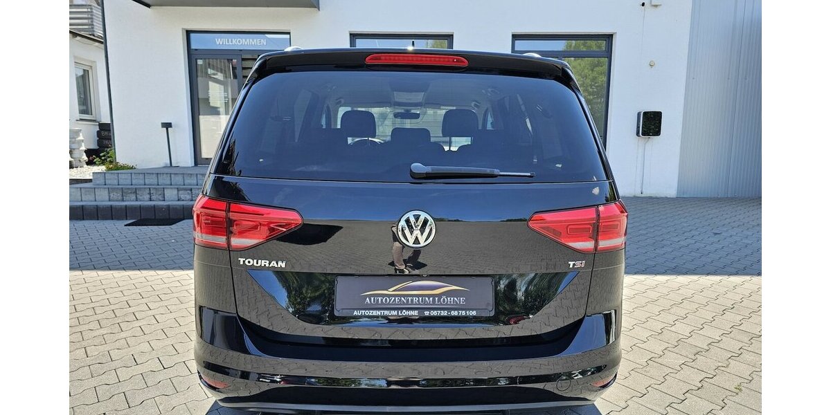 VW Touran 1.4 TSI Allstar 7-Sitzer NAVI RFK LED ACC 98.941 km 19.750 &euro; Löhne 32584