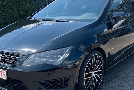 Seat Leon 123.600 km 14.200 &euro; Verl 33415
