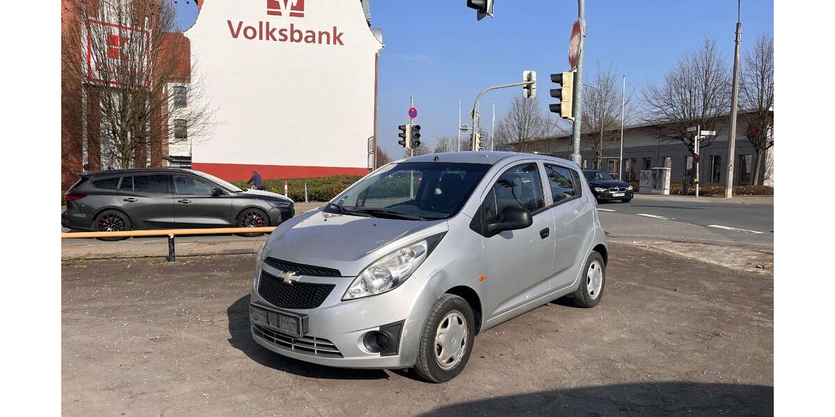 Chevrolet Spark 205.000 km 1.390 &euro; Herford 32049