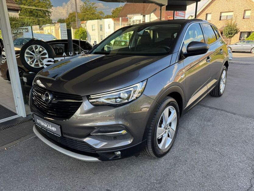Opel Grandland (X) 142.000 km 12.700 € Bad Salzuflen 32105