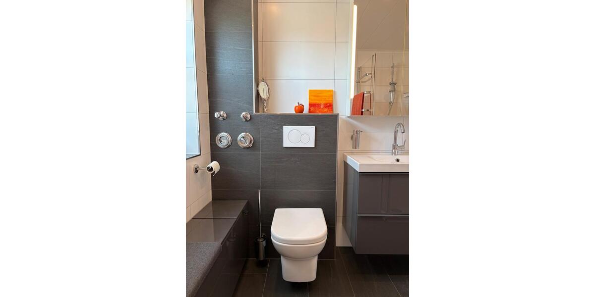 Dachgeschoßwohnung Bielefeld Stieghorst - 2 Zimmer, 61 m&sup2;, 210.000&euro; | Angebot:27038022