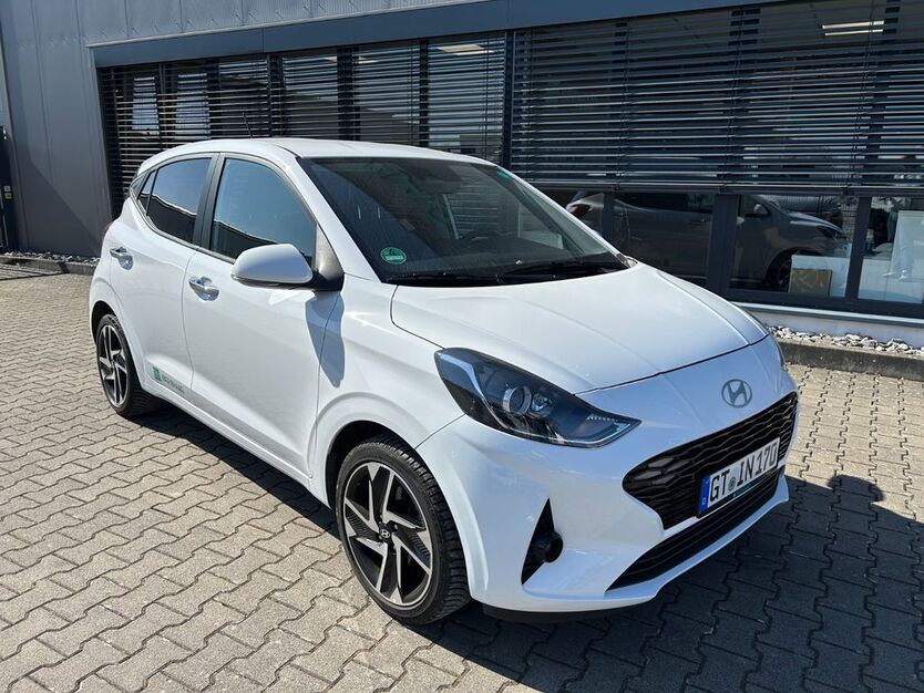Hyundai i10 19.964 km 14.980 € Schloß Holte-Stukenbrock 33758