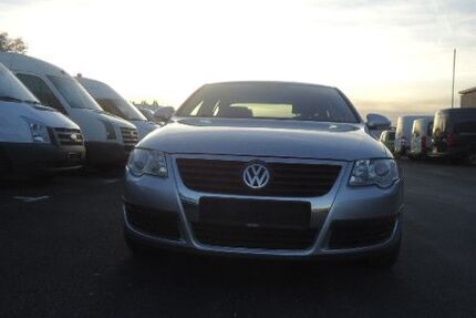 VW Passat 145.950 km 3.490 € Paderborn 33104
