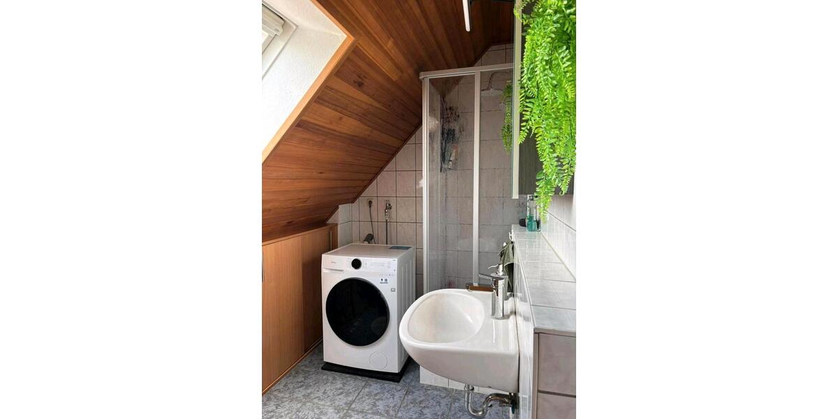 Dachgeschoßwohnung Löhne - 1 Zimmer, 40 m&sup2;, 285&euro; | Angebot:26413510
