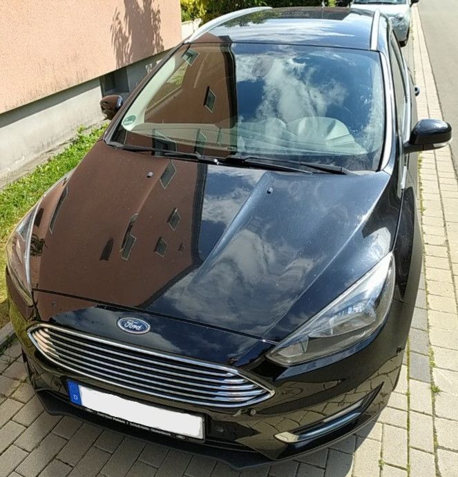 Ford Focus 113.000 km 9.300 € Lemgo 32657