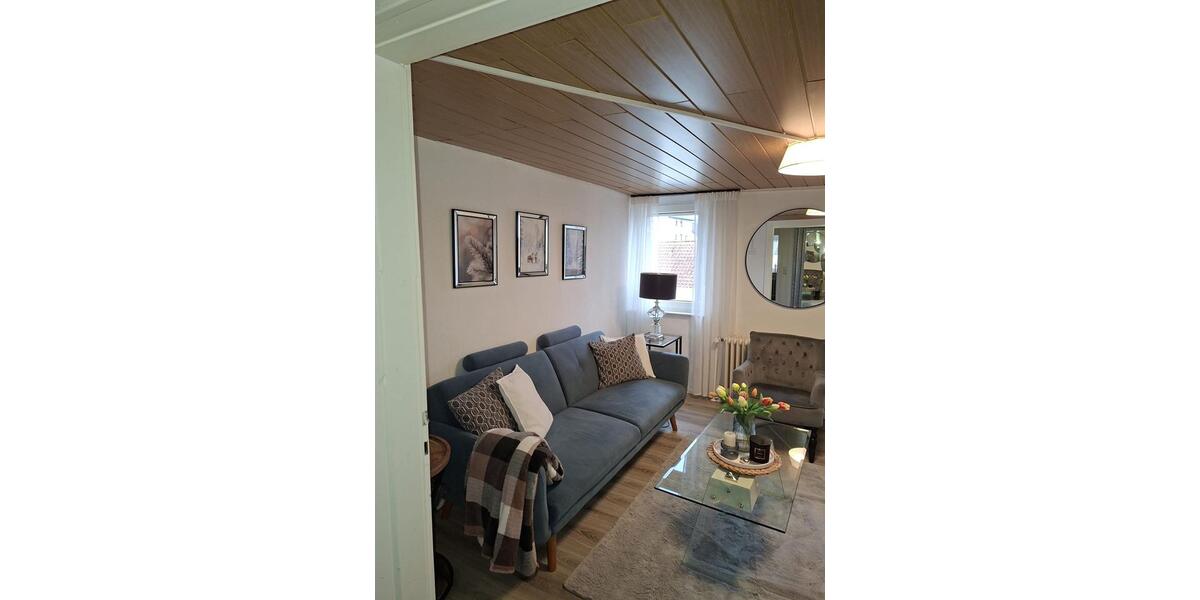 Dachgeschoßwohnung Detmold Hakedahl - 2 Zimmer, 60 m&sup2;, 455&euro; | Angebot:26355264