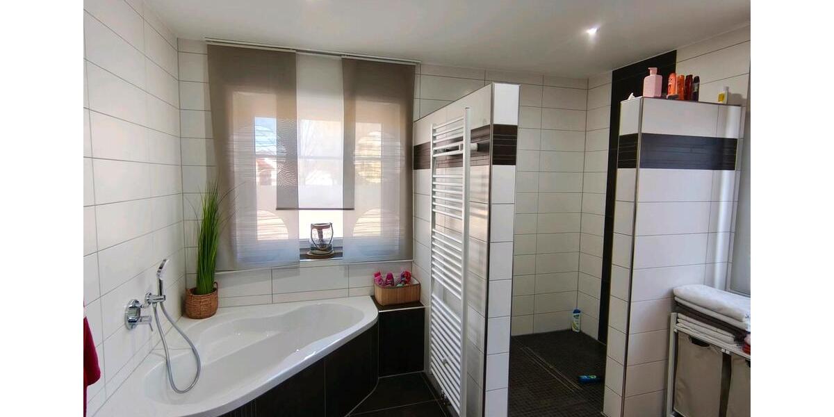 Einfamilienhaus Versmold - 8 Zimmer, 250 m&sup2;, 542.000&euro; | Angebot:25989208