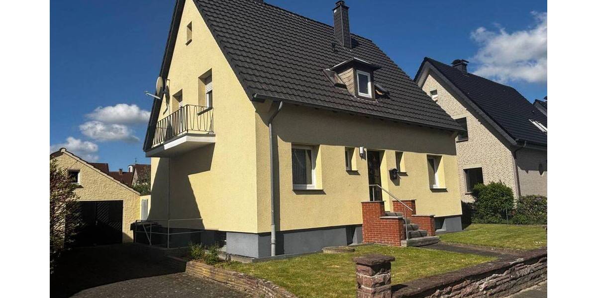 Mehrfamilienhaus, Wohnhaus Lage - 6 Zimmer, 120 m&sup2;, 279.000&euro; | Angebot:26724320