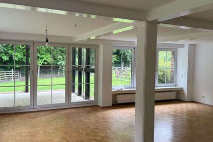 Wohnung Bielefeld Jöllenbeck - 4 Zimmer, 170 m&sup2;, 1.360&euro; | Angebot:27071686