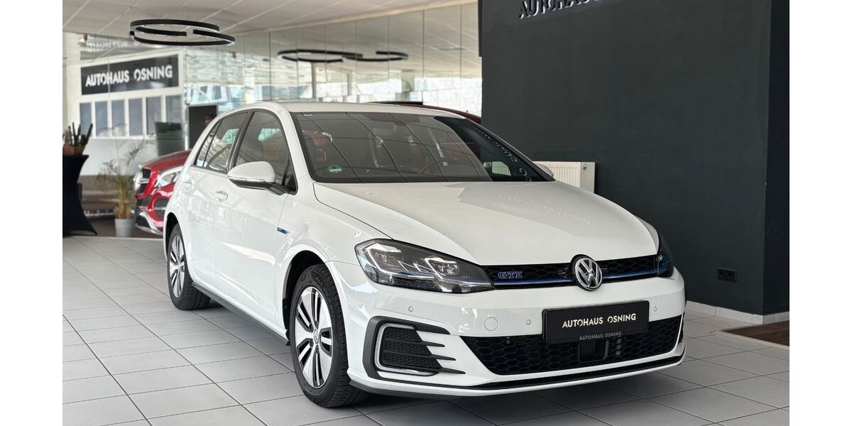 VW Golf 49.990 km 19.988 &euro; Lage 32791