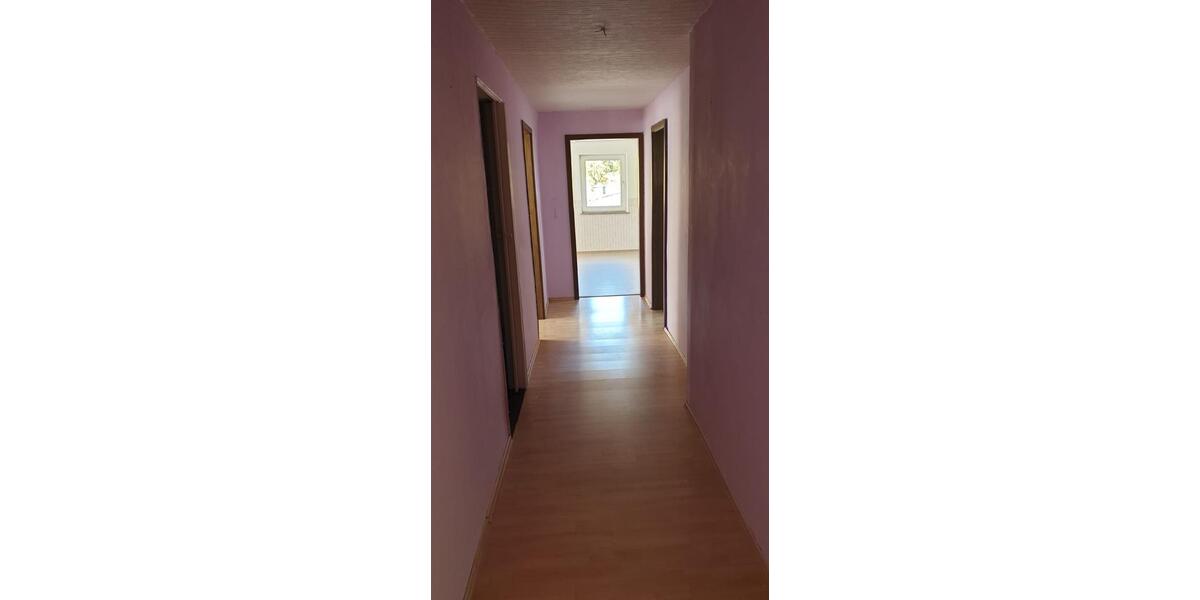 Dachgeschoßwohnung Vlotho - 1 Zimmer, 57 m&sup2;, 650&euro; | Angebot:26403750