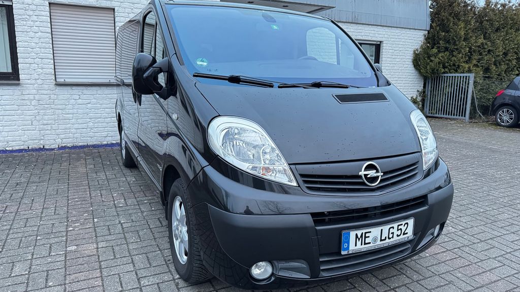Opel Vivaro 143.856 km 10.000 &euro; Rheda-Wiedenbrück 33378