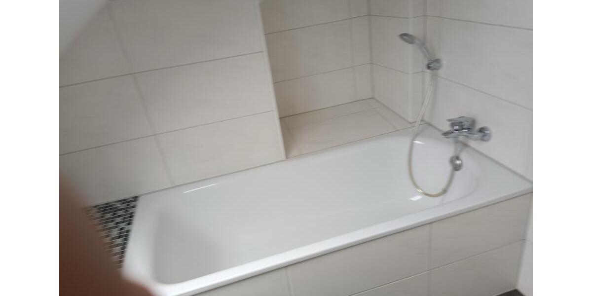 Etagenwohnung Detmold Hakedahl - 5 Zimmer, 116 m&sup2;, 142.000&euro; | Angebot:26897158
