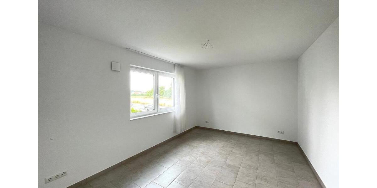 Etagenwohnung Bielefeld Jöllenbeck - 2 Zimmer, 71 m&sup2;, 950&euro; | Angebot:25474546