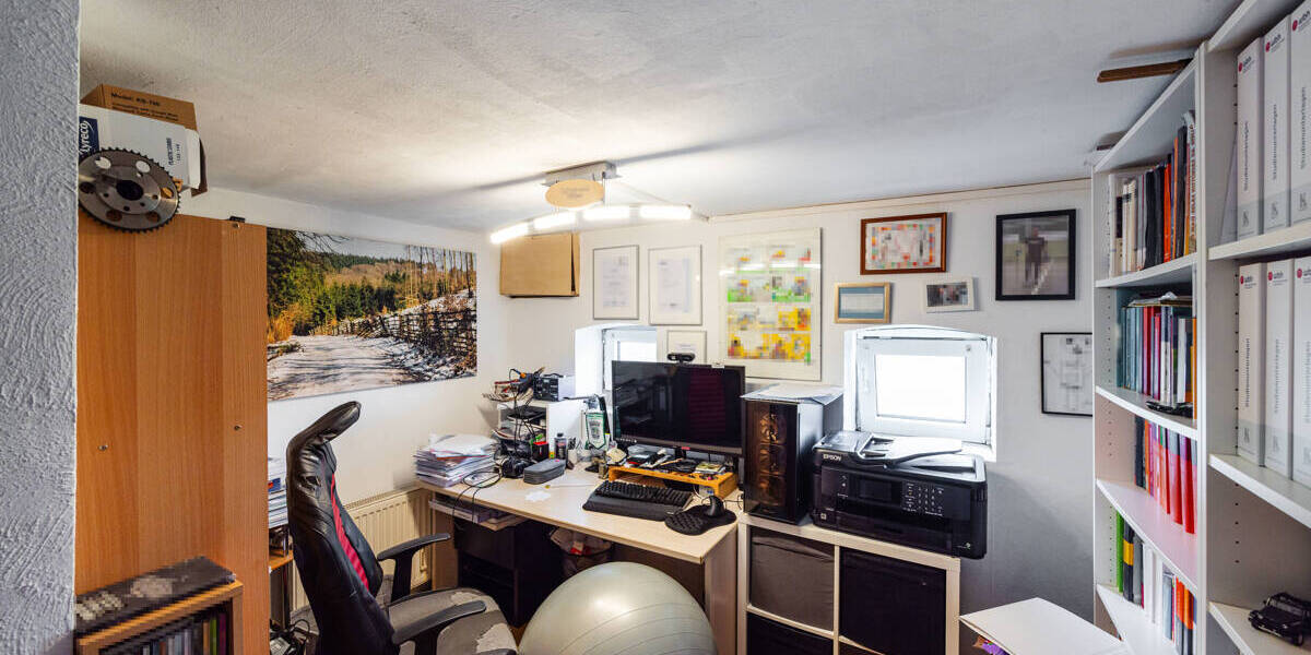 Mehrfamilienhaus, Wohnhaus Leopoldshöhe Asemissen - 9 Zimmer, 184 m&sup2;, 325.000&euro; | Angebot:25957622