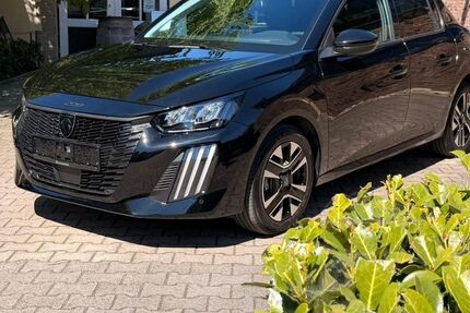 Peugeot 208 24.900 km 15.900 &euro; Gütersloh 33335