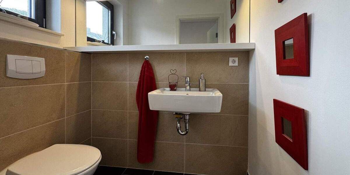 Einfamilienhaus Lemgo - 6 Zimmer, 242 m&sup2;, 999.999&euro; | Angebot:25741343