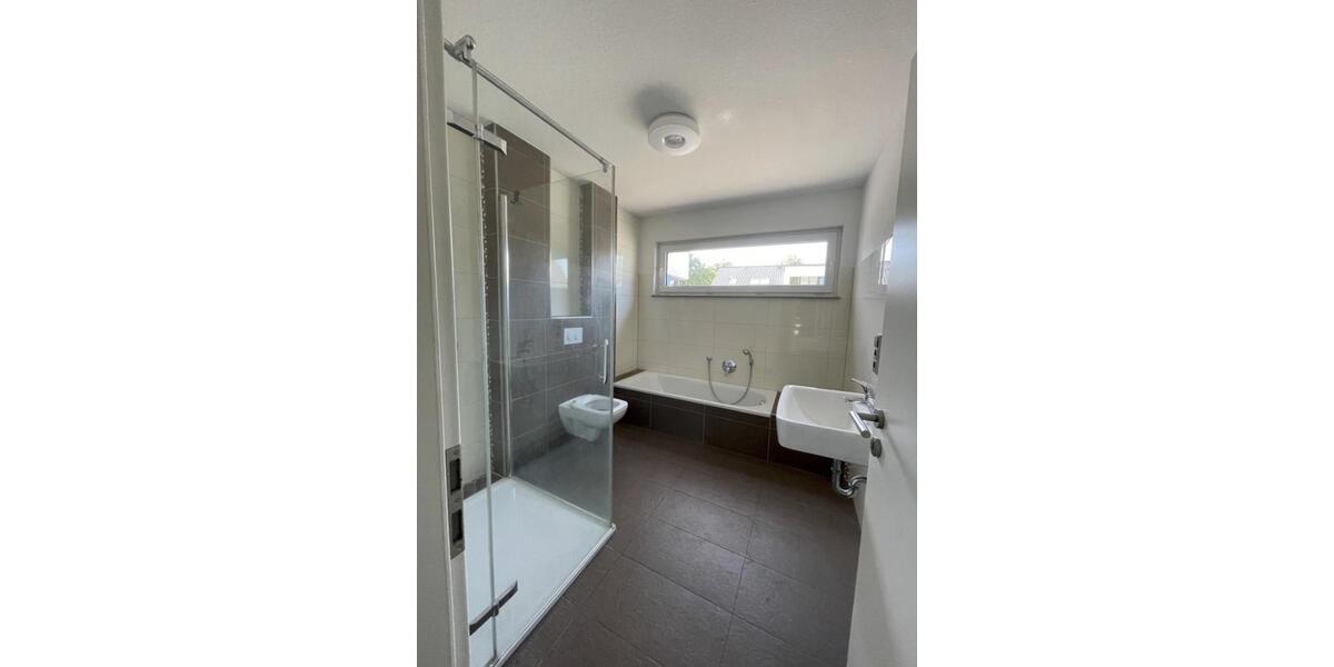 Maisonettenwohnung Bielefeld Schildesche - 4 Zimmer, 125 m&sup2;, 1.380&euro; | Angebot:25541348