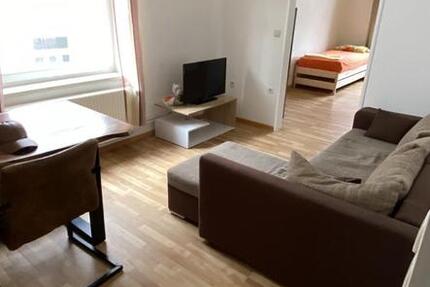 Möbliertes Zimmer in 2-Zimmer-Wohnung direkt am Krankenhaus 3 zimmer