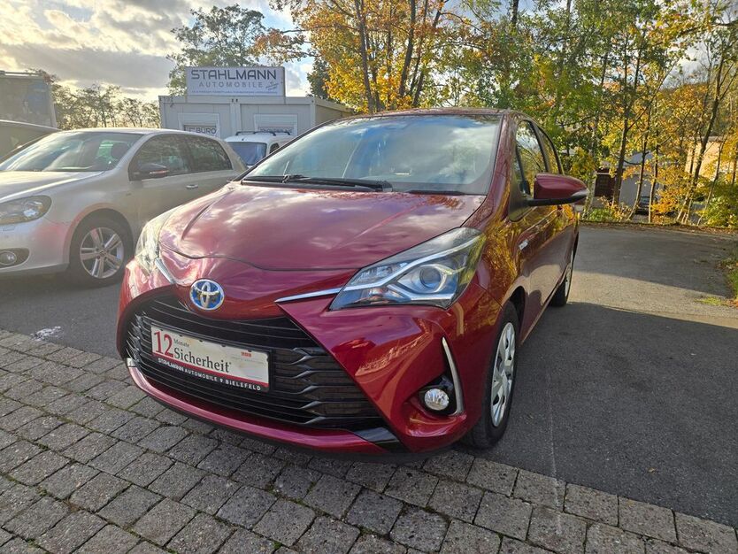Toyota Yaris 86.000 km 13.990 € Bielefeld 33647