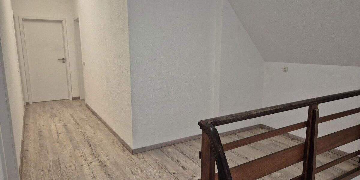 Einfamilienhaus Bielefeld Altenhagen - 6 Zimmer, 150 m&sup2;, 549.000&euro; | Angebot:25757025