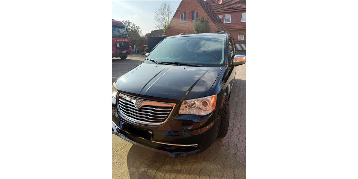 Lancia Voyager 235.085 km 8.999 &euro; Harsewinkel 33428